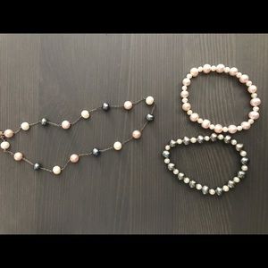 Hamilton Jewelers Pearl Necklace & Bracelet Set